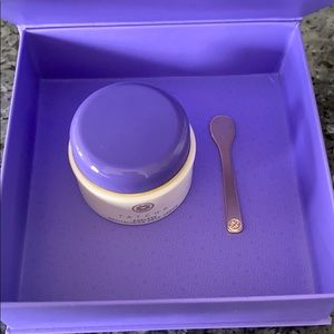 TATCHA AGELESS REVITALIZING NECK CREAM